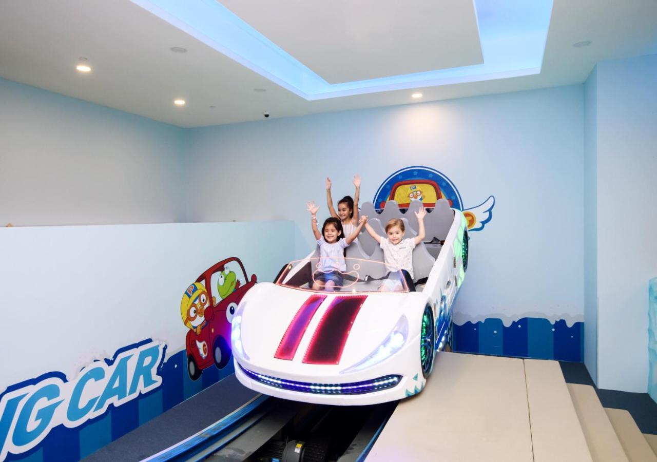 מקטאן Jpark Island Resort & Waterpark Cebu מראה חיצוני תמונה