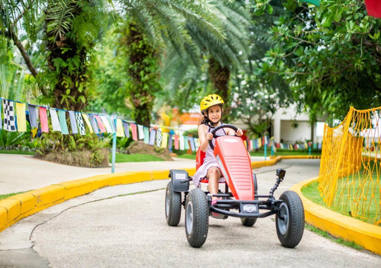 מקטאן Jpark Island Resort & Waterpark Cebu מראה חיצוני תמונה