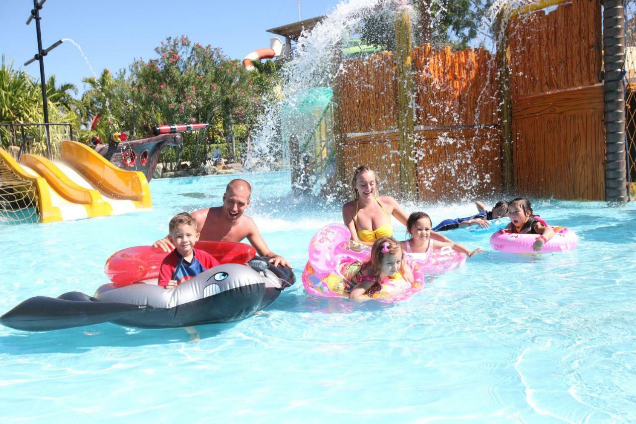 מקטאן Jpark Island Resort & Waterpark Cebu מראה חיצוני תמונה